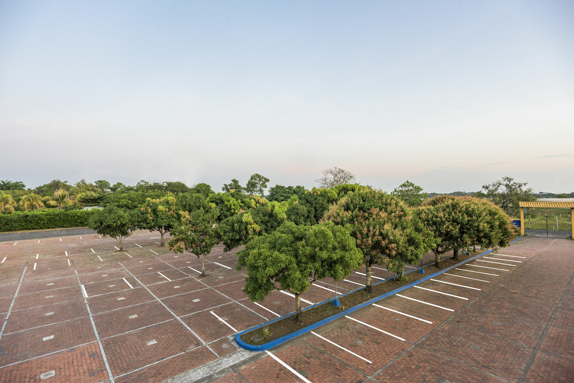 Hotel Sunrise By Hype Apiay ภายนอก รูปภาพ